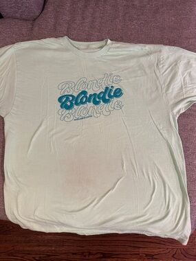7 Brew Blondie Graphic Tee in Light Mint with Blue Logo
